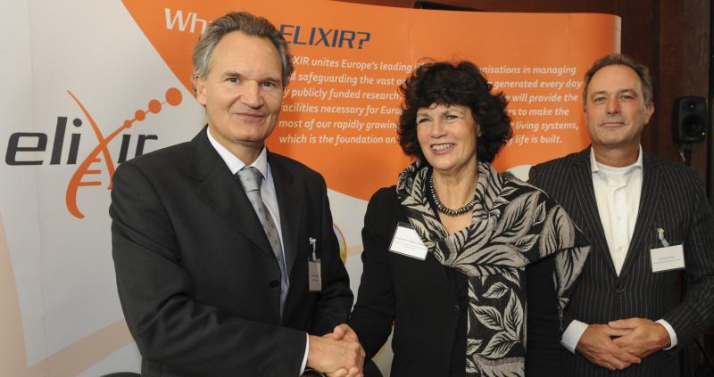 Netherlands delegation with Robert-Jan Smits