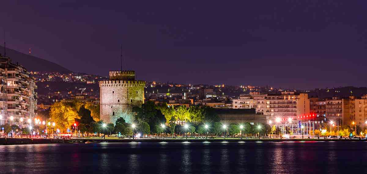 Thessaloníki at night